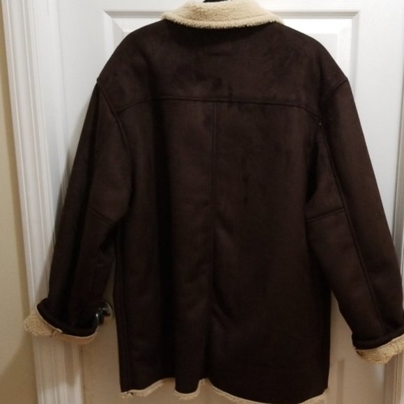Old Navy Faux Sherling Jacket - Picture 6 of 8